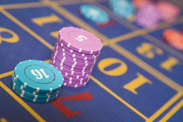 SA Gaming live blackjack table with multi-camera feed on mobile